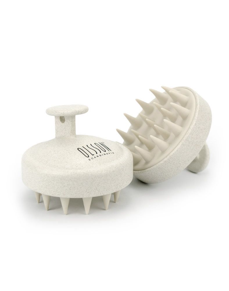 Safe scalp scratcher. Relieve an itchy scalp whilst gently exfoliating away dandruff and flakes. Use in or out of the shower.
