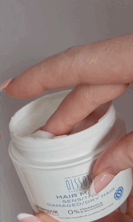 Allergy UK Approved Hair Mask, taken from the pot to demonstrate the product texture. 